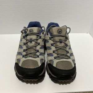 Women’s Merrell Moab II  size 9.5 medium BNNB